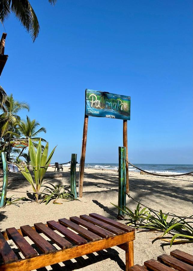 Palmario Hostal Guachaca Ngoại thất bức ảnh