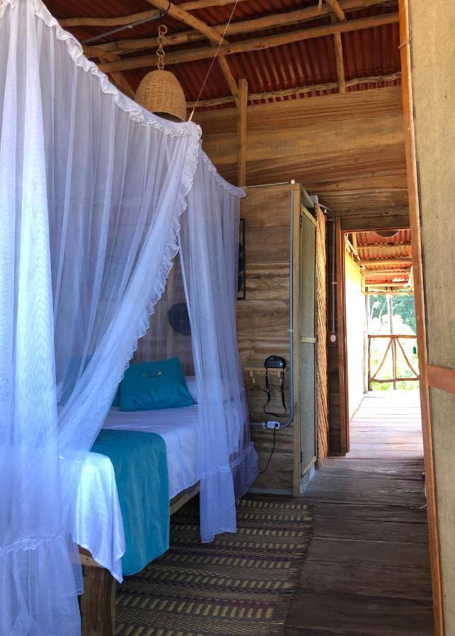 Palmario Hostal Guachaca Ngoại thất bức ảnh